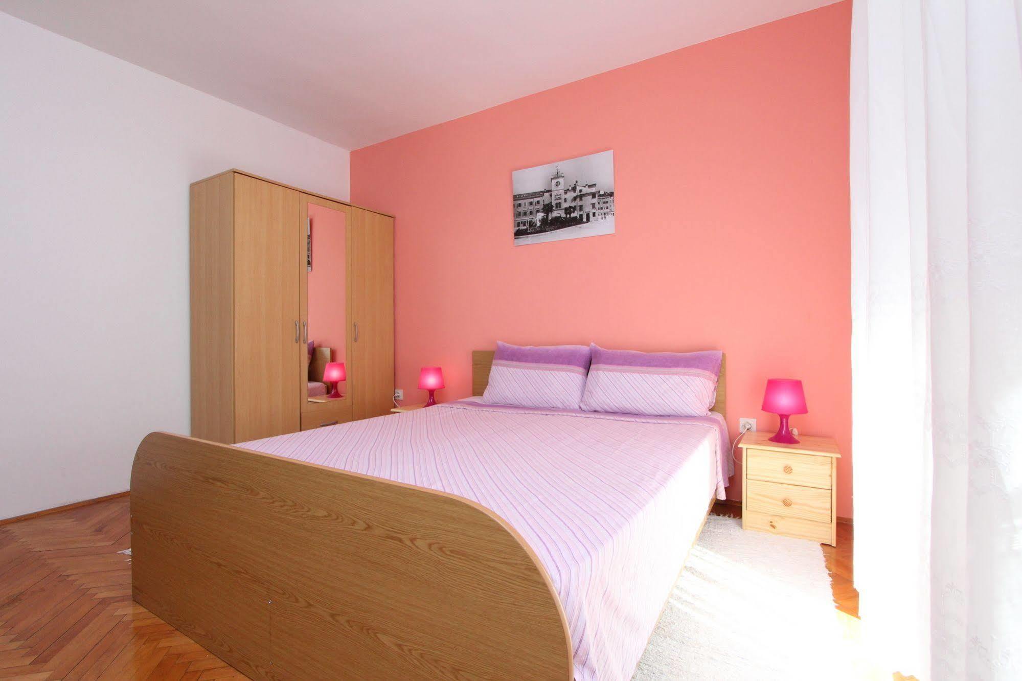 Apartments Tara Rovinj Exterior foto