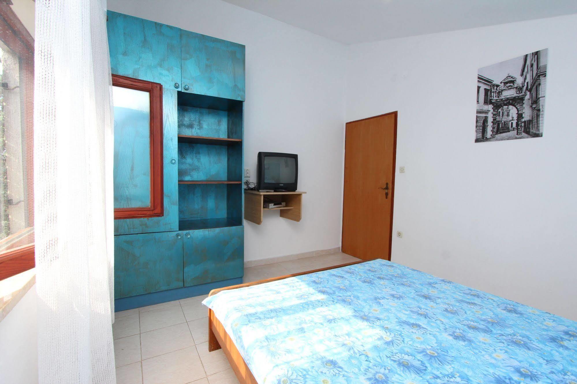 Apartments Tara Rovinj Exterior foto