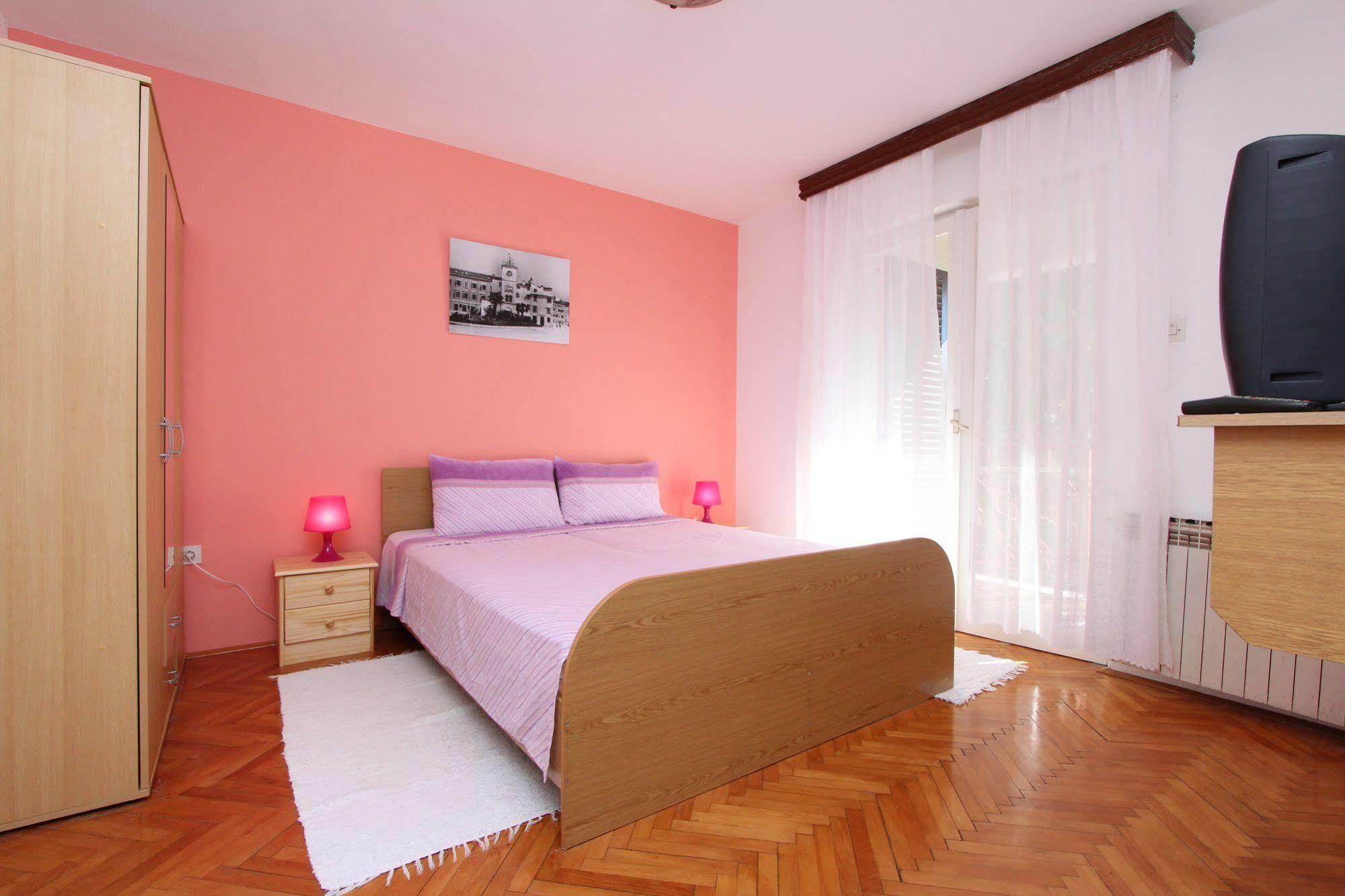 Apartments Tara Rovinj Exterior foto