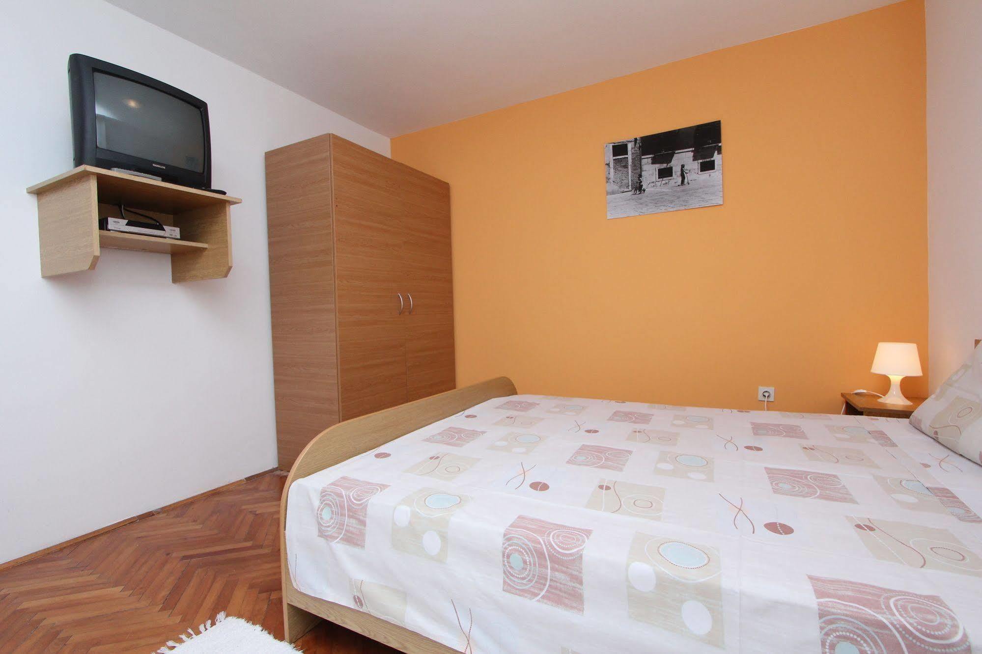 Apartments Tara Rovinj Exterior foto