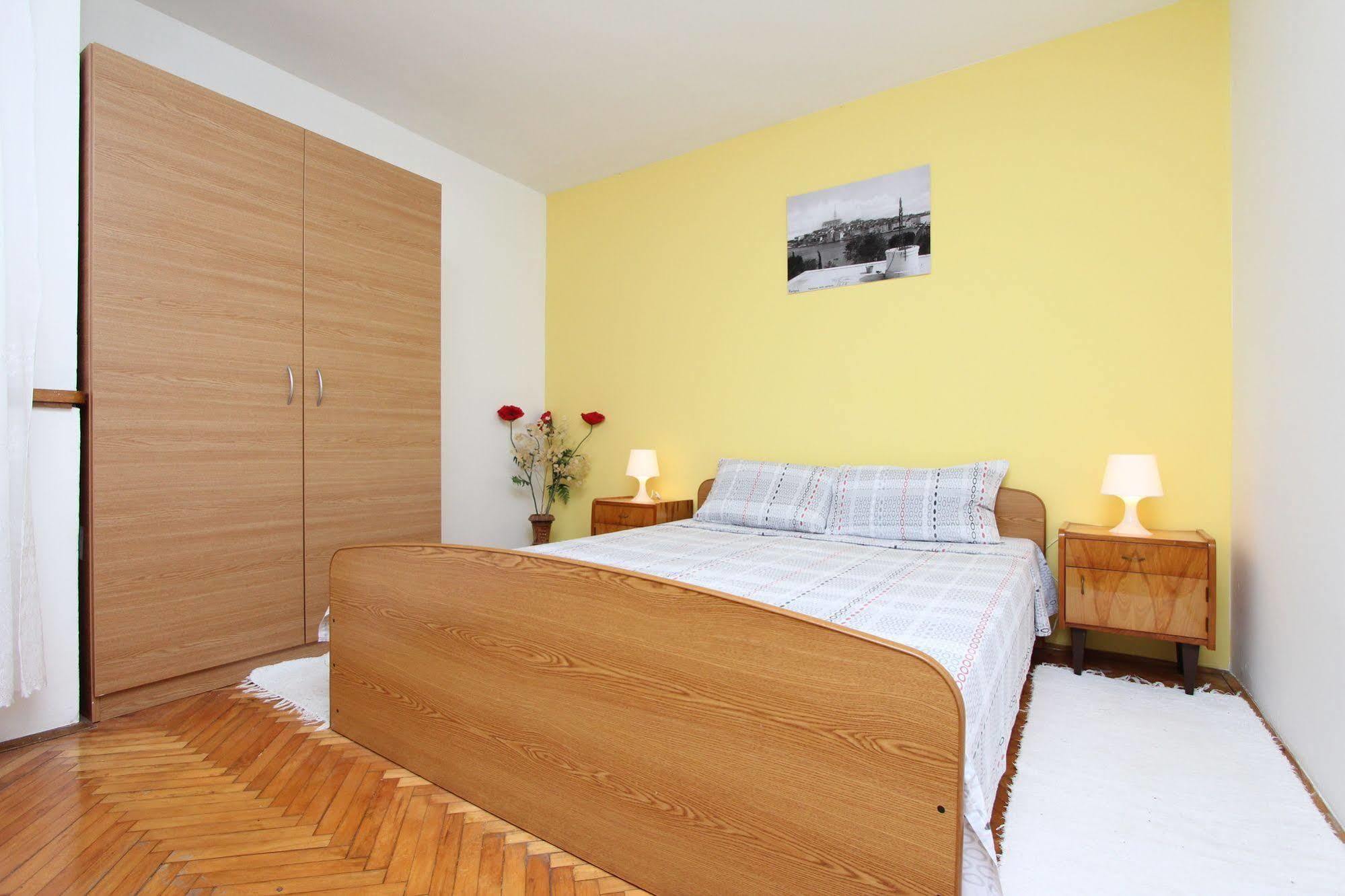 Apartments Tara Rovinj Exterior foto