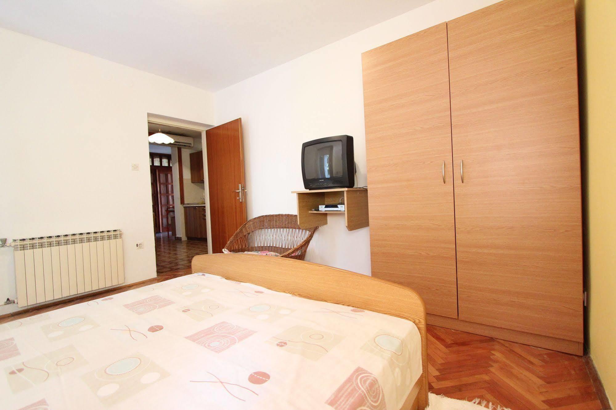 Apartments Tara Rovinj Exterior foto