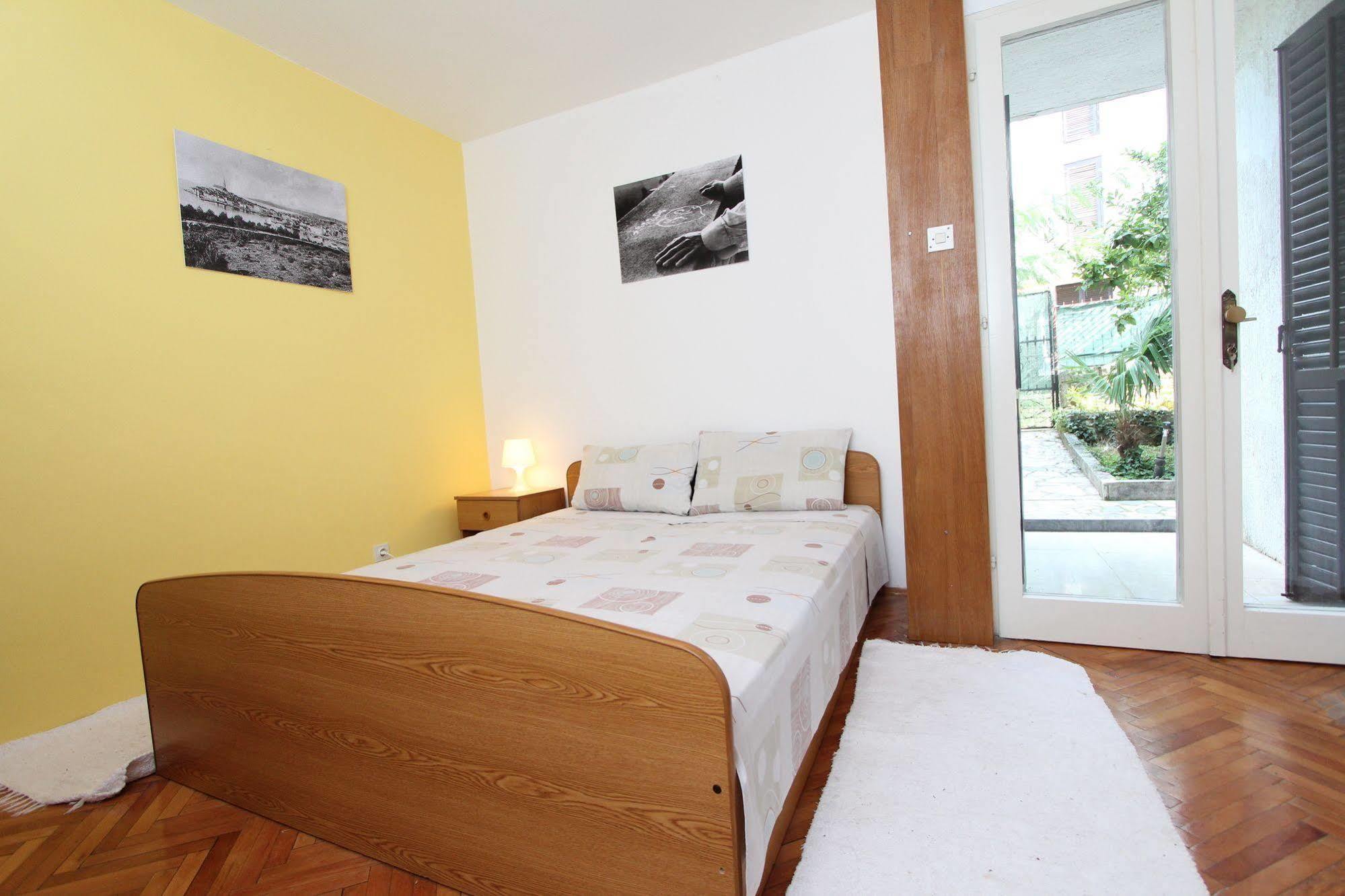 Apartments Tara Rovinj Exterior foto